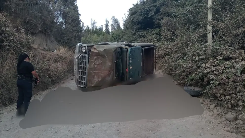 El Bolsón: una persona perdió la vida en el vuelco de una camioneta