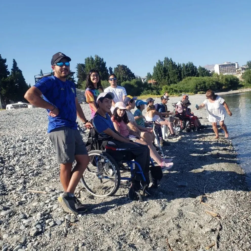 ADAM Bariloche disfruta del verano con diversas actividades