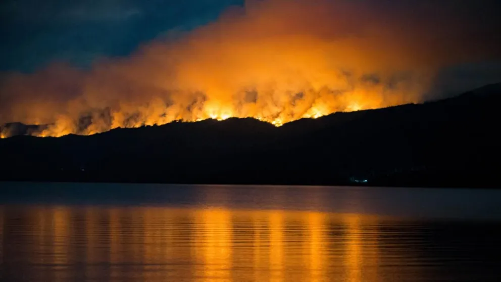 Chubut: el incendio en Los Alerces ya consumió 2.800 hectáreas