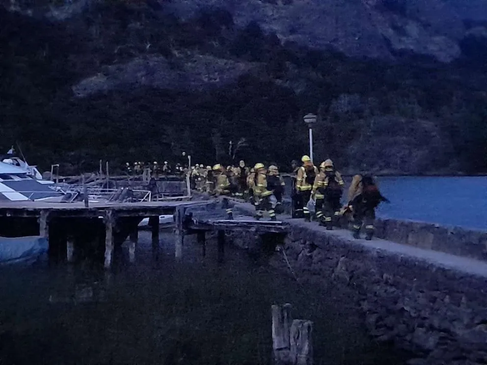 Incendio en Brazo Tristeza: Se abren algunos senderos dentro del Parque Nacional Nahuel Huapi