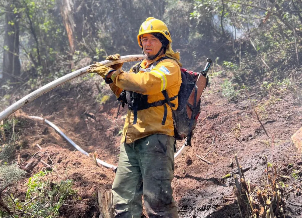 El fuego en Brazo Tristeza ya consumió unas 600 hectáreas