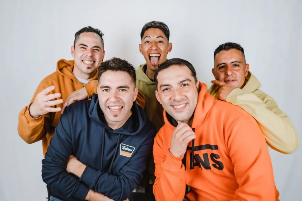 Este domingo todos a bailar en calle Mitre, con "Los Cuatro de la Cumbia"