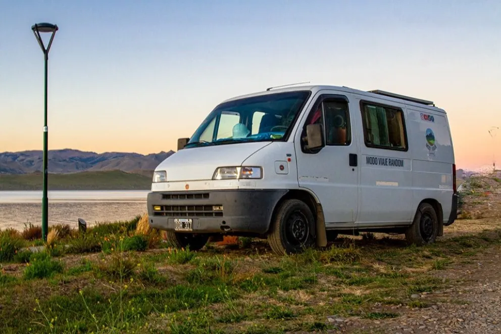 Una pareja de viajeros sufrió el robo de sus equipos fotográficos de su motorhome