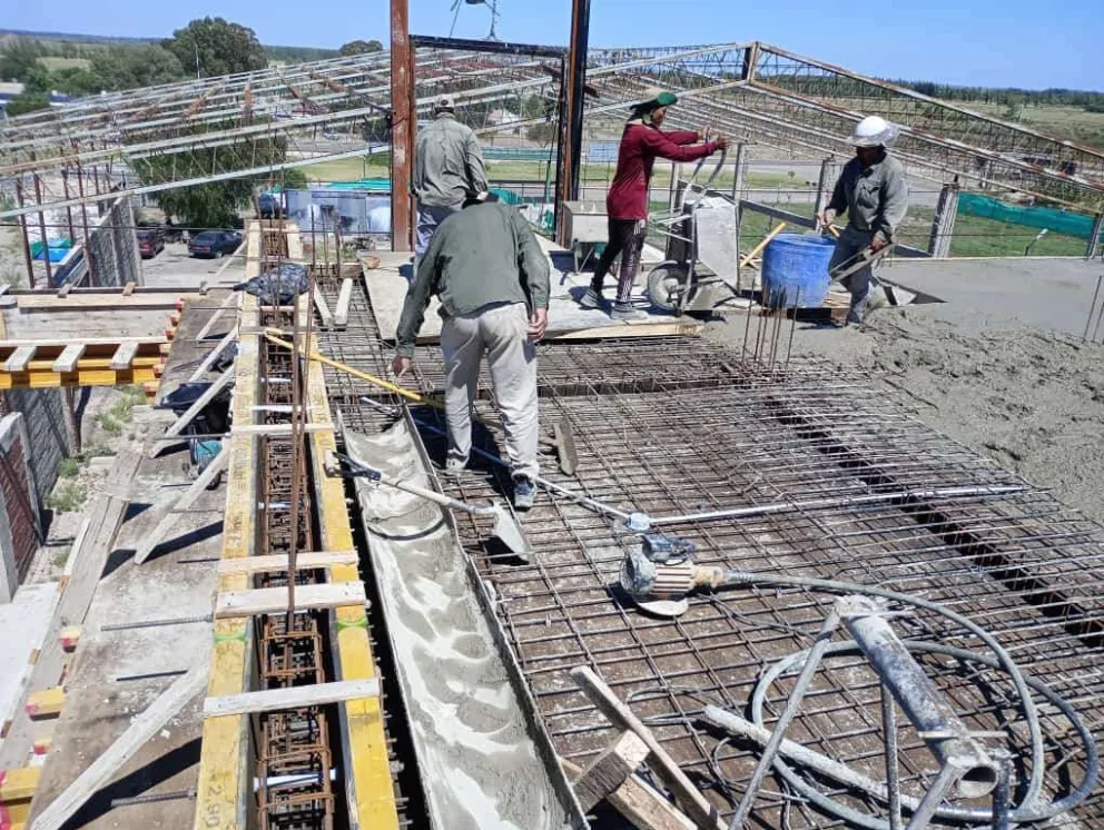 Está en marcha la terminación del Polideportivo de Darwin