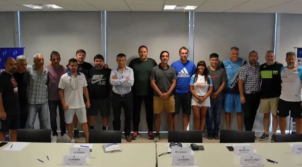 Más de 500 clubes respaldaron a gobernadores patagónicos