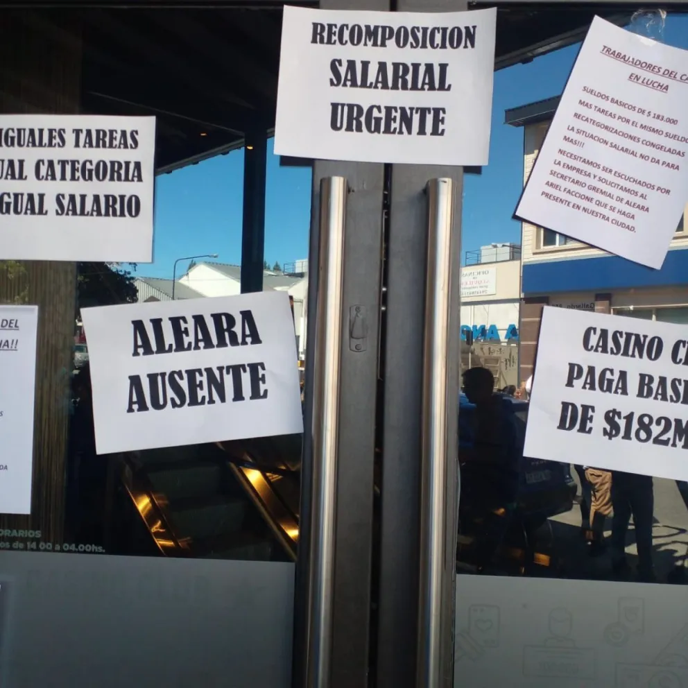 "No llegamos a fin de mes", dicen los trabajadores del Casino
