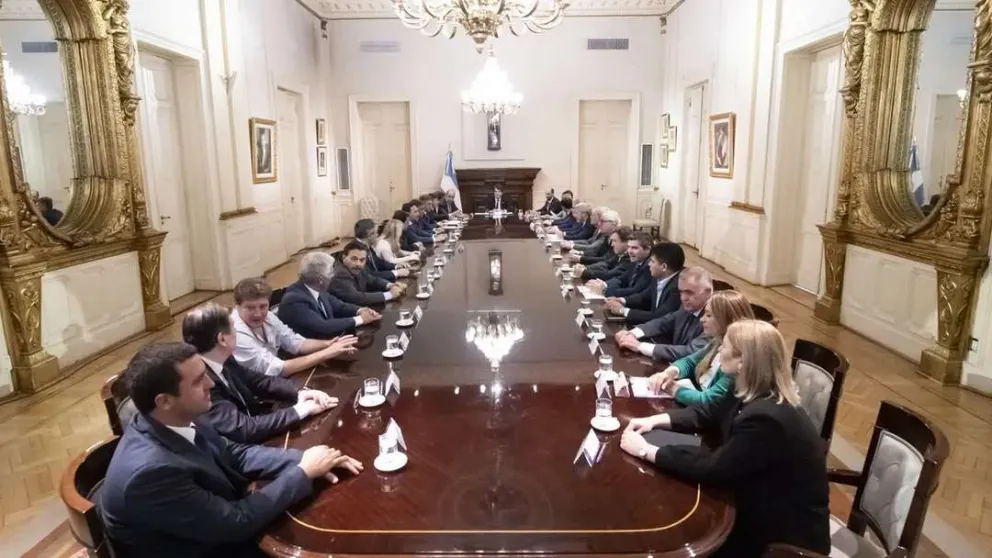 Weretilneck en Casa Rosada: “No dejaremos de reclamar lo que merecemos”