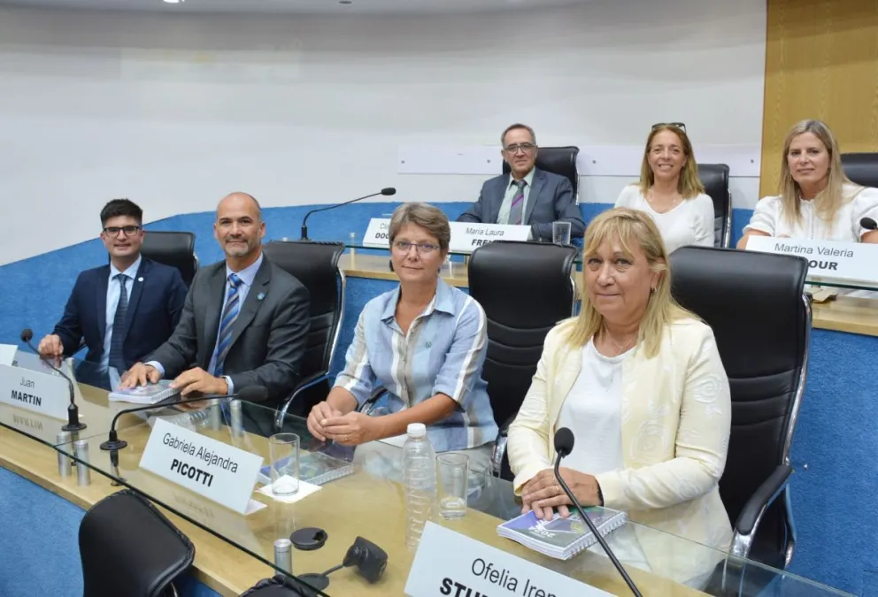 Legisladores de la oposición piden explicaciones por la terminal de ómnibus de Bariloche