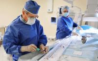 Récord: médicos rusos extirpan 170 tumores cancerosos en un paciente