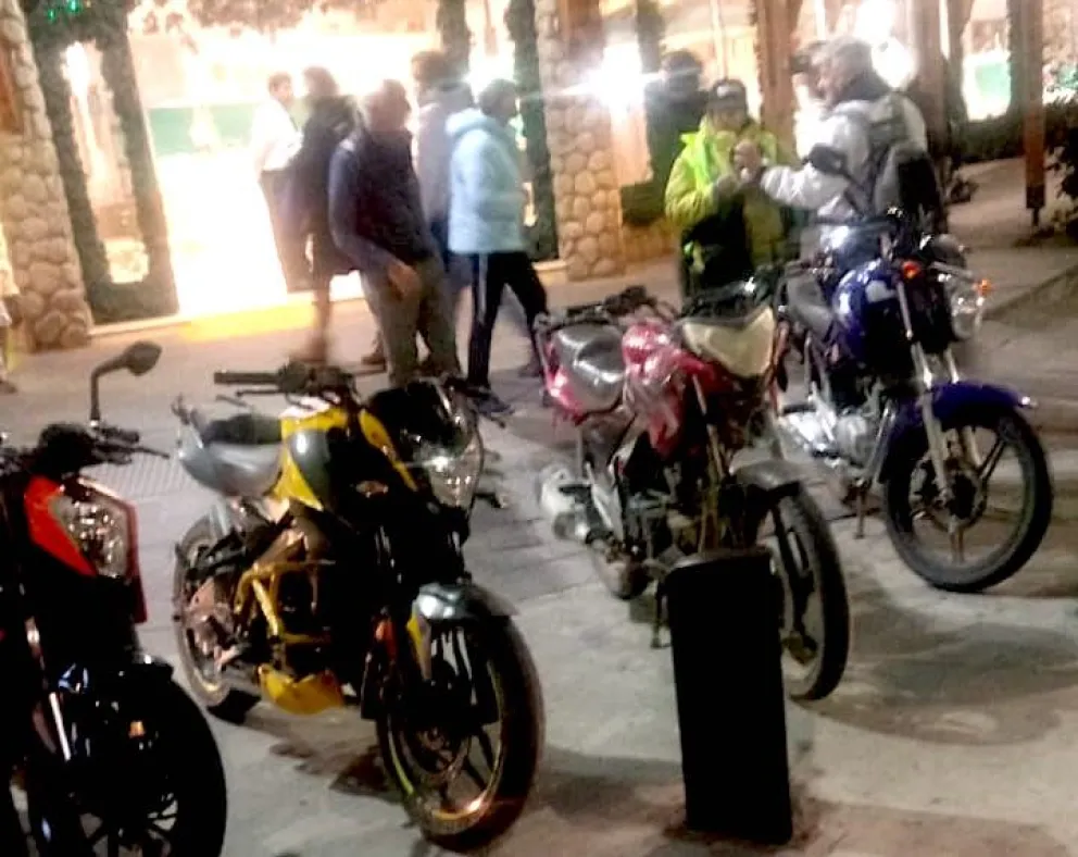 Intensifican controles a motos y autos en el centro de la ciudad