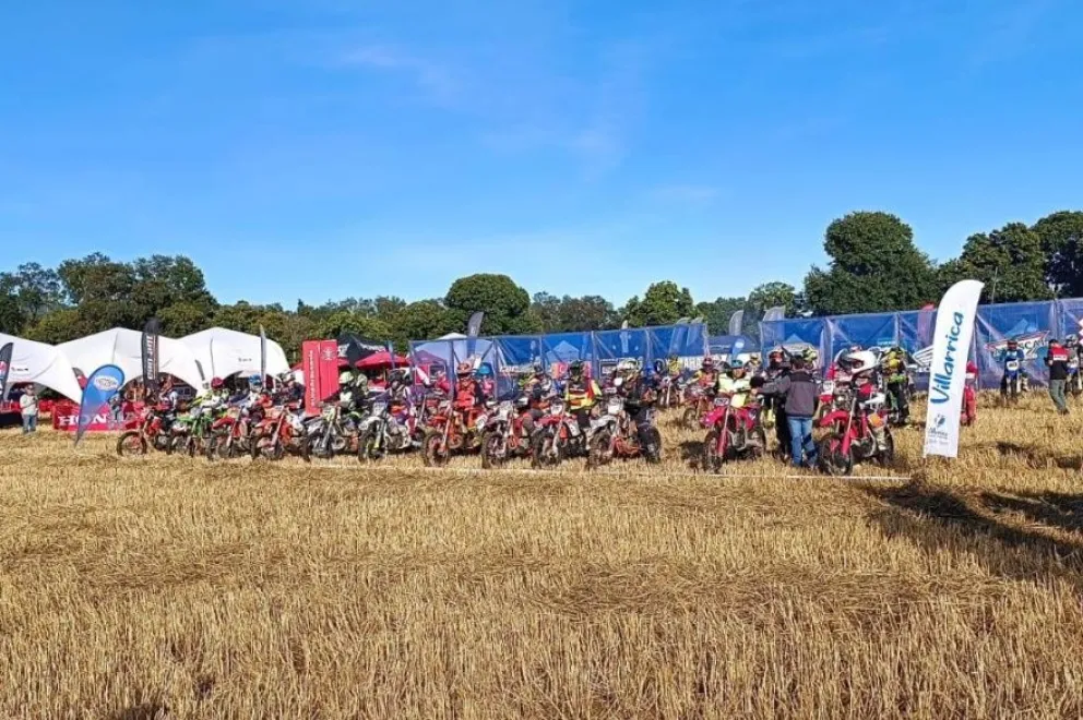 Pilotos barilochenses corrieron la primera fecha del Enduro nacional de Chile