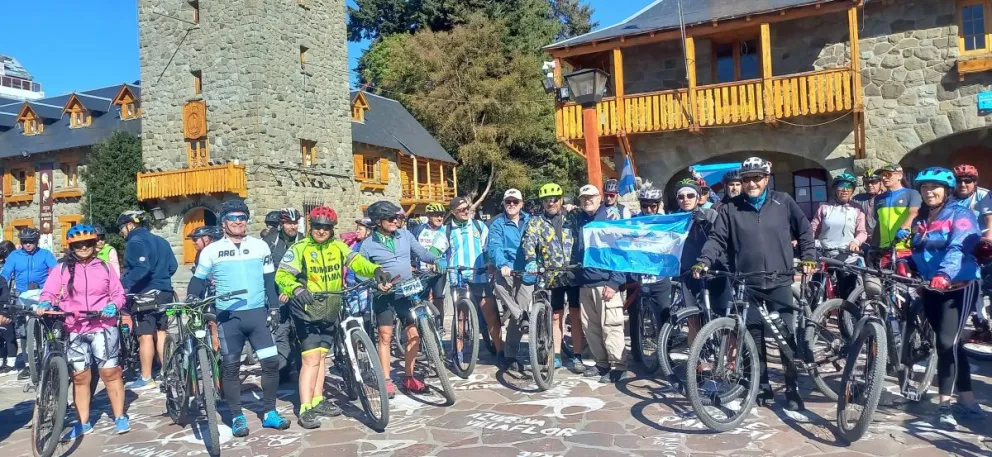 Se realizó una bicicleteada en homenaje a los héroes de Malvinas