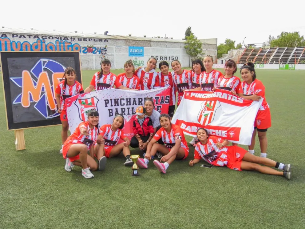 Las barilochenses fueron protagonistas en el “Mundialito femenino”