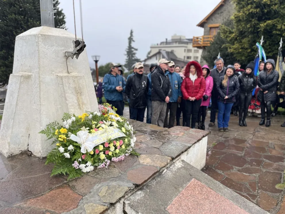 El Intendente Walter Cortés participó del  homenaje a los Veteranos de Malvinas