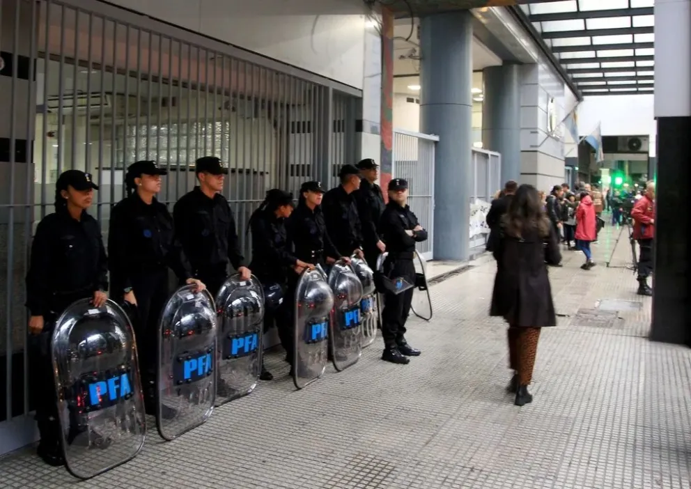 Denuncias y represión, la dura advertencia del Gobierno a los trabajadores de ATE