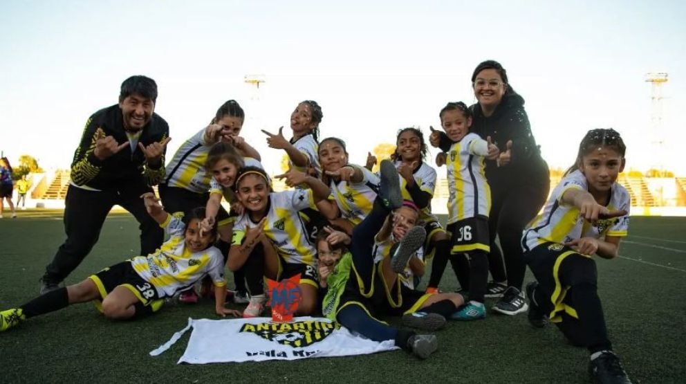 Cientos de niñas y adolescentes vivieron el Mundialito Infantil de Fútbol