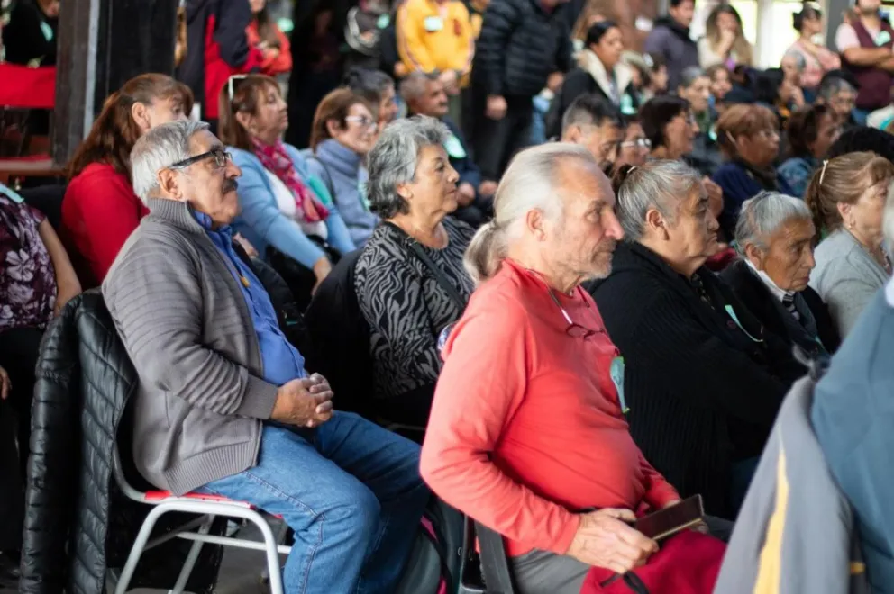 Con presencia del intendente se lleva a cabo el Foro de Personas Mayores