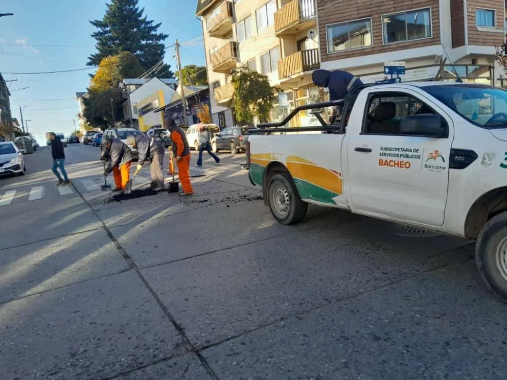 Se amplía el radio de los trabajos de bacheo en la ciudad