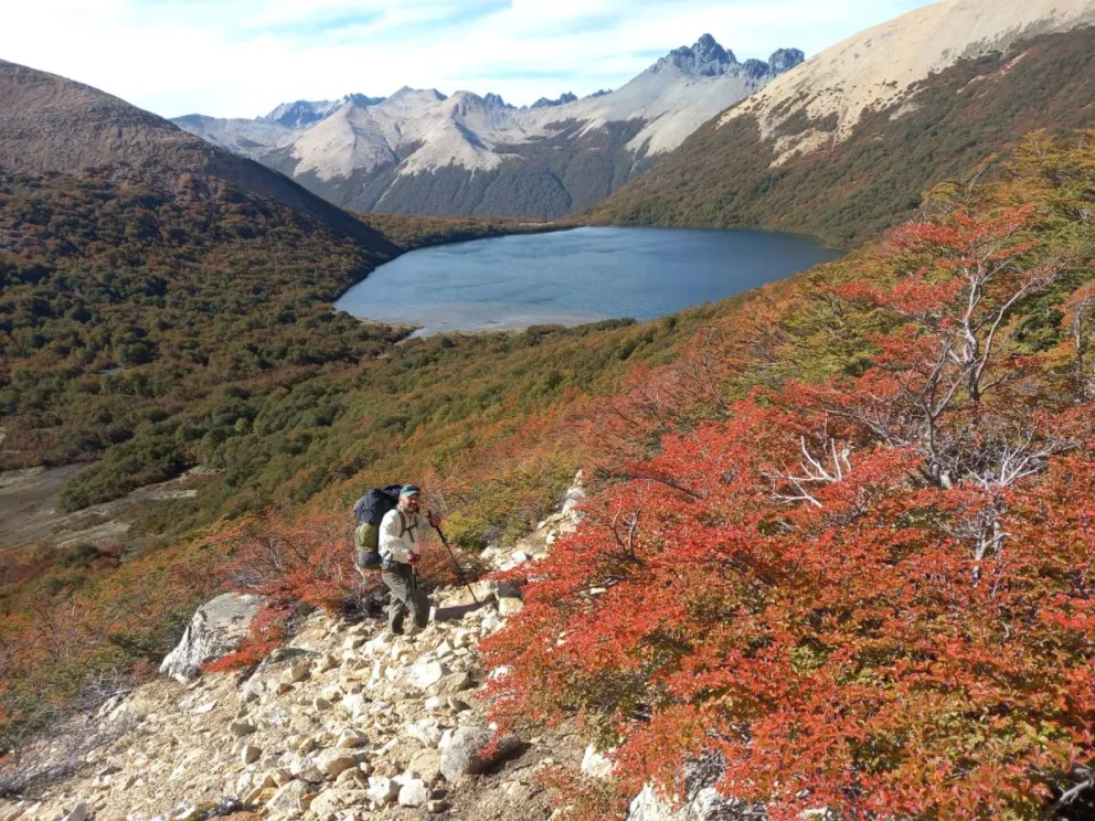 Identificaron más de 50 fogones irregulares y residuos en senderos de montaña