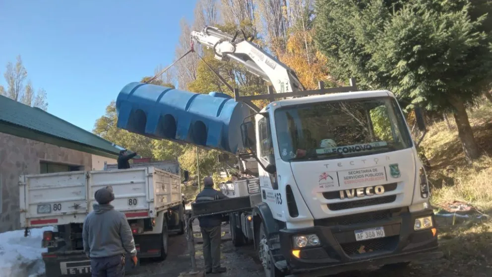 El Municipio colabora con otras instituciones ante la falta de agua en barrios