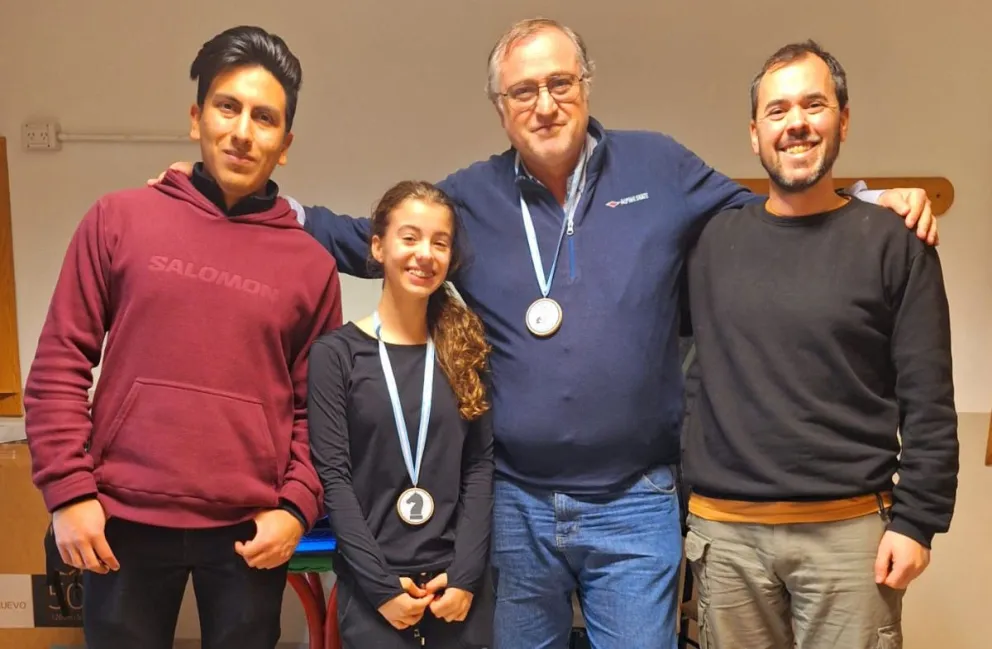 Fernando Vázquez volvió al triunfo en el ajedrez local