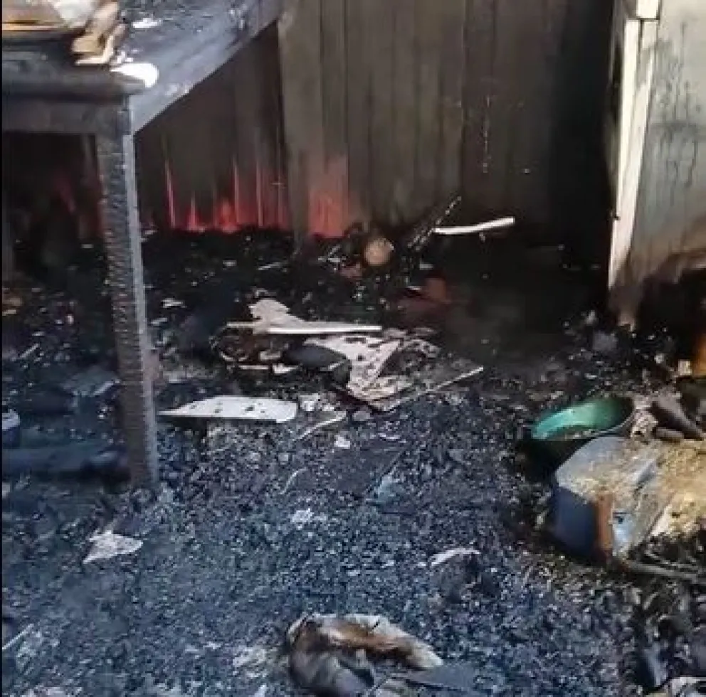 Piden ayuda para un hombre que perdió todo en un incendio