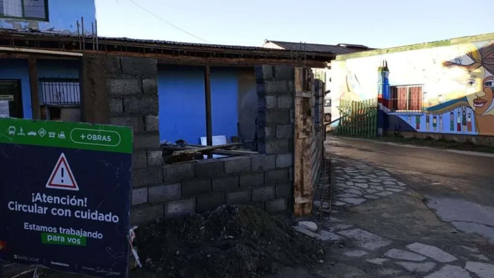 Avanza la construcción del salón de descanso para trabajadores de recolección