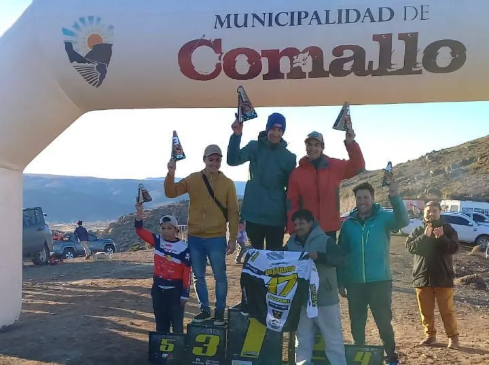 Enduristas barilochenses subieron al podio en la fecha del Enduro Cordillerano en Comallo