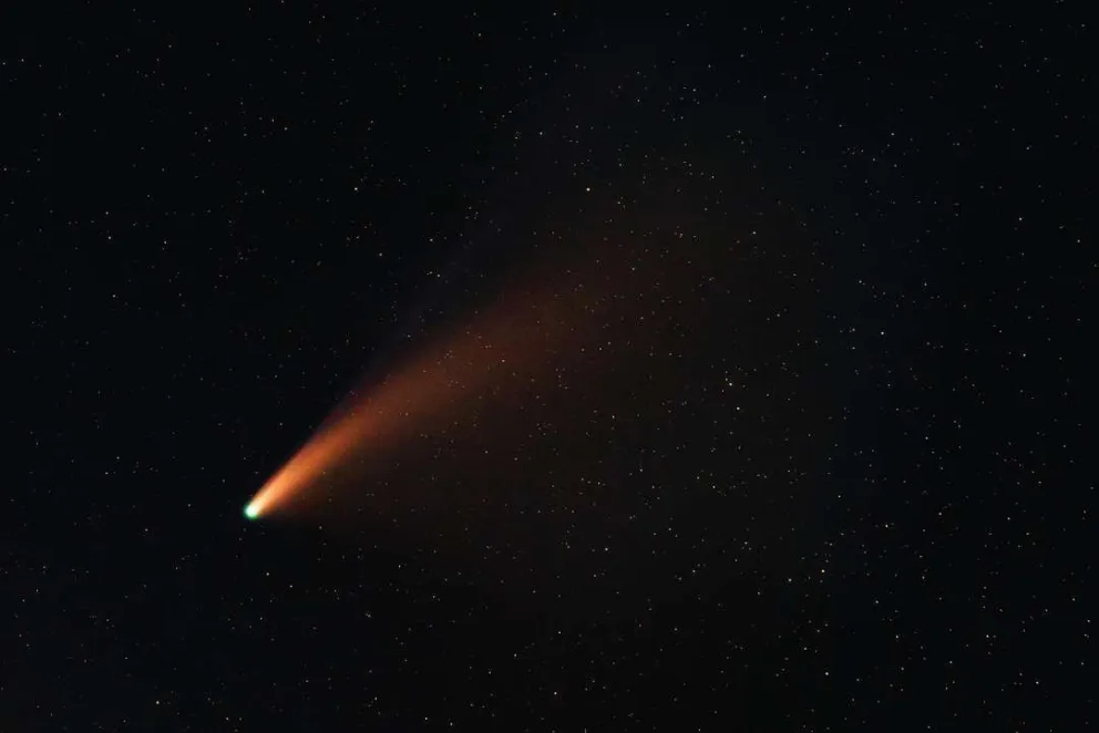 Un raro cometa que aparece cada 26 mil años se verá en el cielo argentino