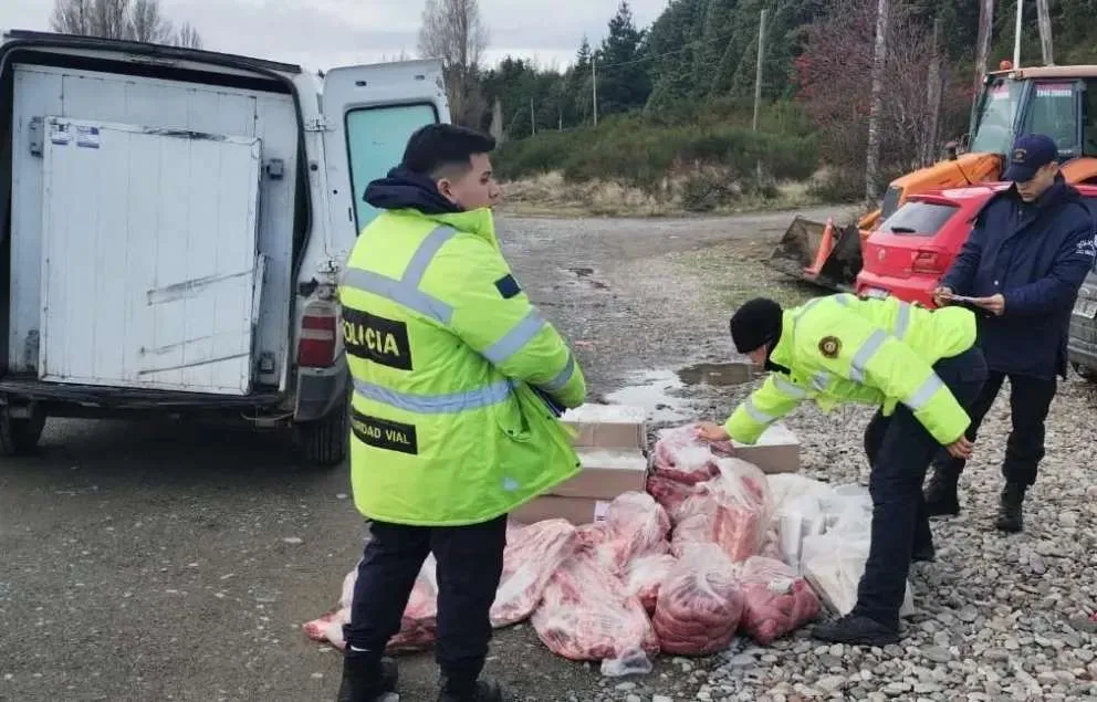 Secuestran gran cantidad de carne transportada sin cadena de frío