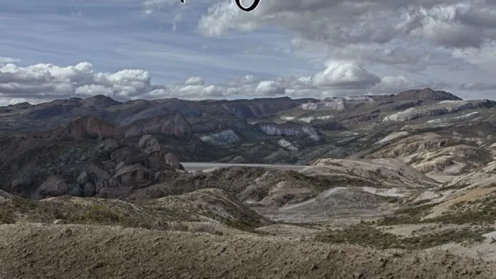 Inauguran la exposición de fotografías “Patagonia” en la oficina de Turismo de Dina Huapi