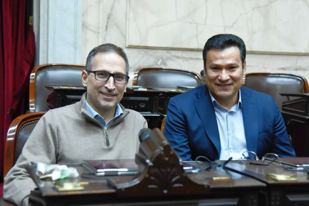 Hidrocarburos, RIGI y planta de GNL van de la mano y busca la industrialización de la Patagonia