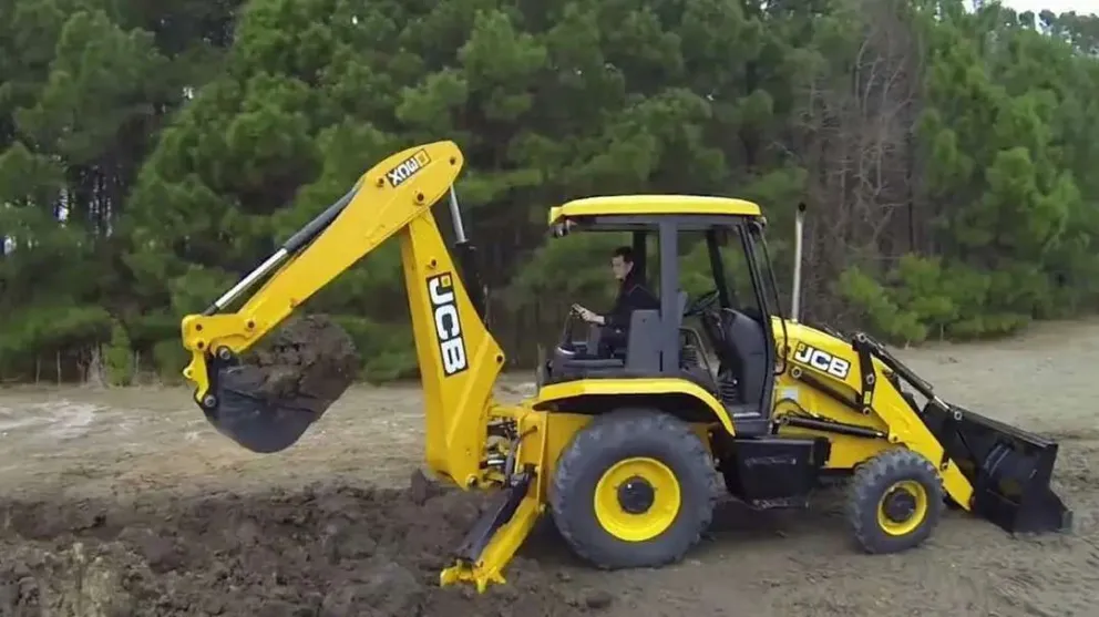 ARSA adquirirá una máquina retroexcavadora martillo