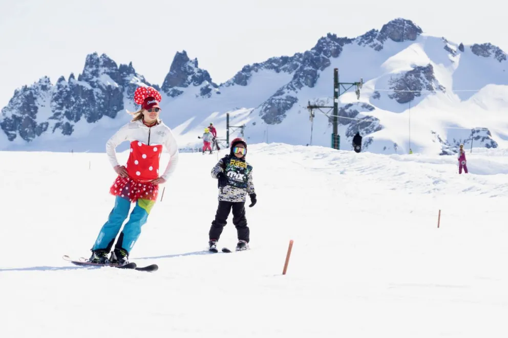 Día del Niño y competencias internacionales en el Cerro Perito Moreno 