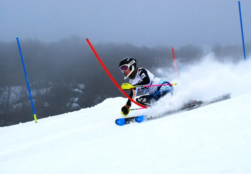 Otra exitosa fecha de competencias internacionales en el Cerro Perito Moreno 