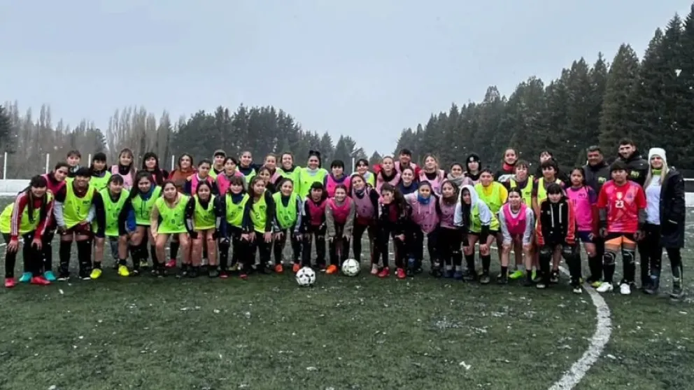 Juegos Araucanía: Más de 100 futbolistas participaron de los evaluativos en la zona Andina