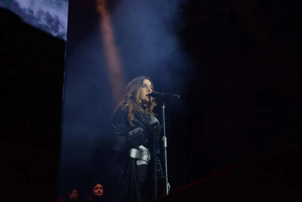 La "Sole" arrasó en el Centro Cívico y cerró una Fiesta Nacional de la Nieve inolvidable