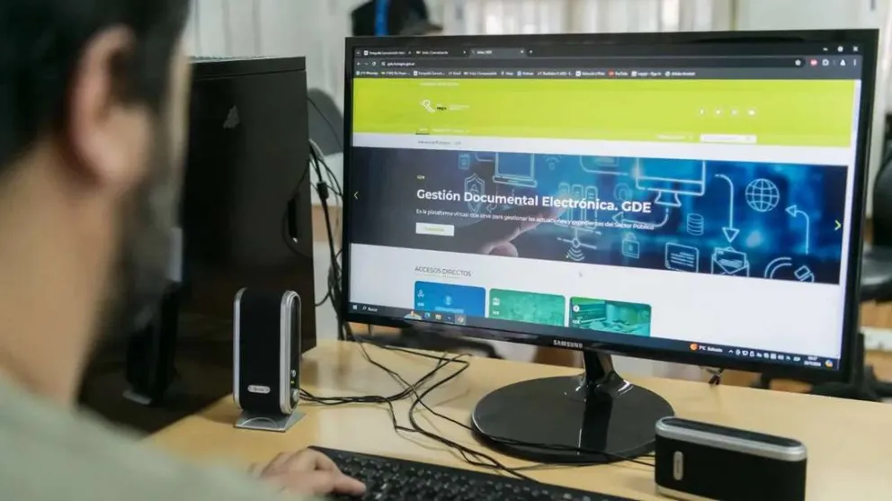 Más de la mitad de los ministerios de la provincia ya implementan firma digital