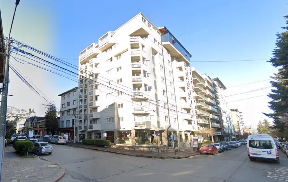 Habló el egresado que cayó desde el sexto piso en Bariloche