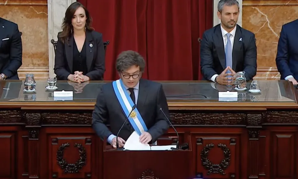 Milei vetó la Ley de Financiamiento Universitario tras la marcha al Congreso