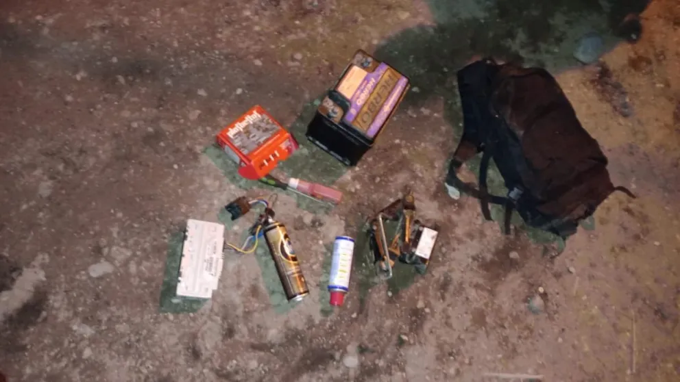 Personal policial recuperó elementos que tres sujetos sustrajeron de un vehículo