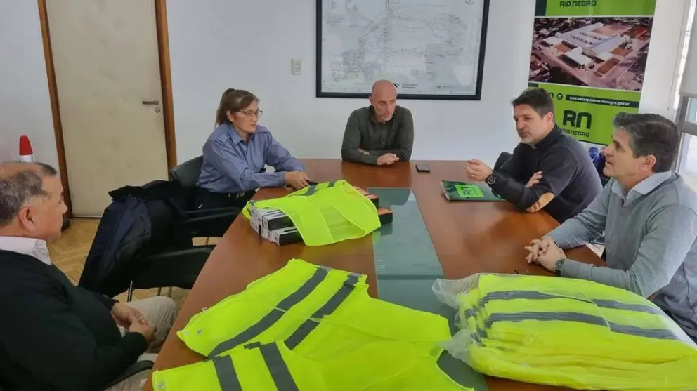 Nuevos elementos viales de protección para personal de Policía de Río Negro