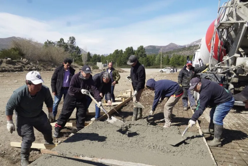 Bariloche avanza con su nueva planta de hormigón para iniciar la pavimentación de calles 