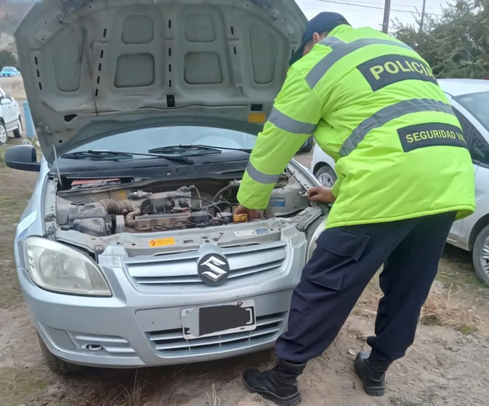 Secuestraron en Dina Huapi un vehículo con pedido de secuestro de Neuquén