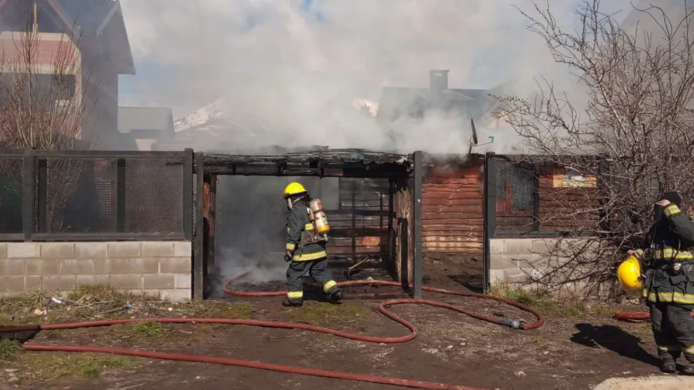Otra vivienda se incendió en el barrio Nahuel Hue