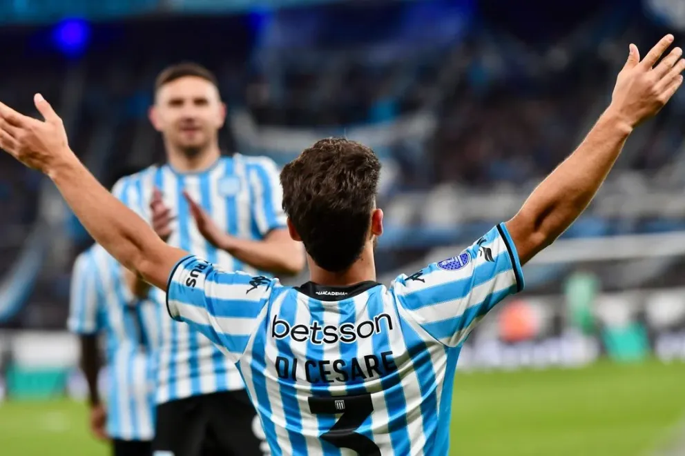Racing recibe a Paranaense con la ilusión de dar vuelta la serie y meterse en semifinales de la Sudamericana