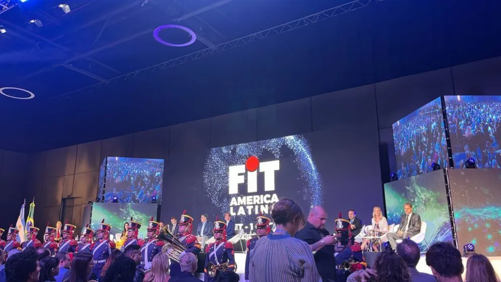 Bariloche presenta su temporada de verano en la FIT