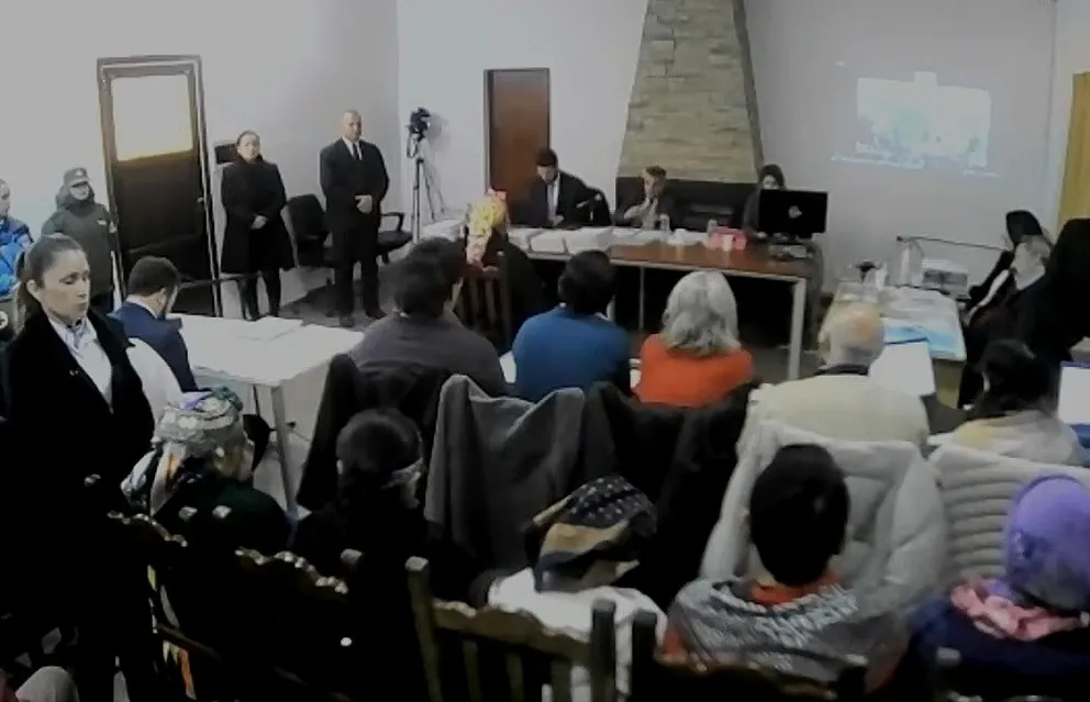 Condenan a miembros de la comunidad Lafken Winkul Mapu por usurpación en Villa Mascardi