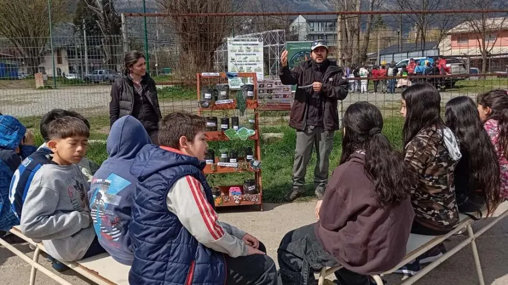 Jornadas educativas en prevención de incendios forestales en El Bolsón