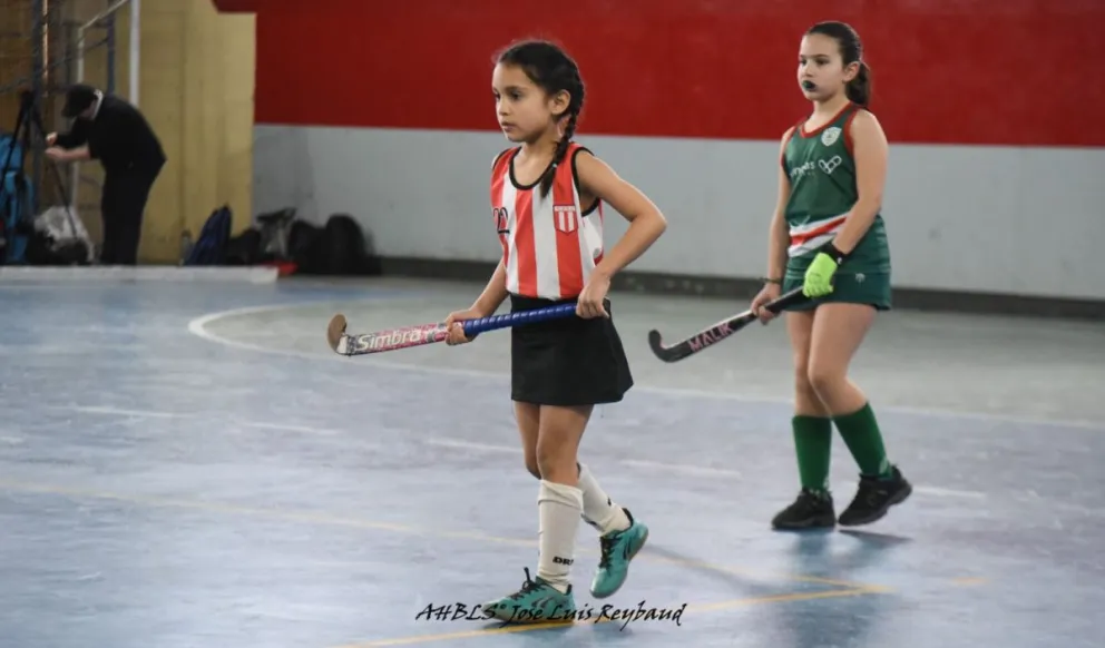 Pasó la fecha de menores y se viene una doble jornada de mayores en el hockey local 